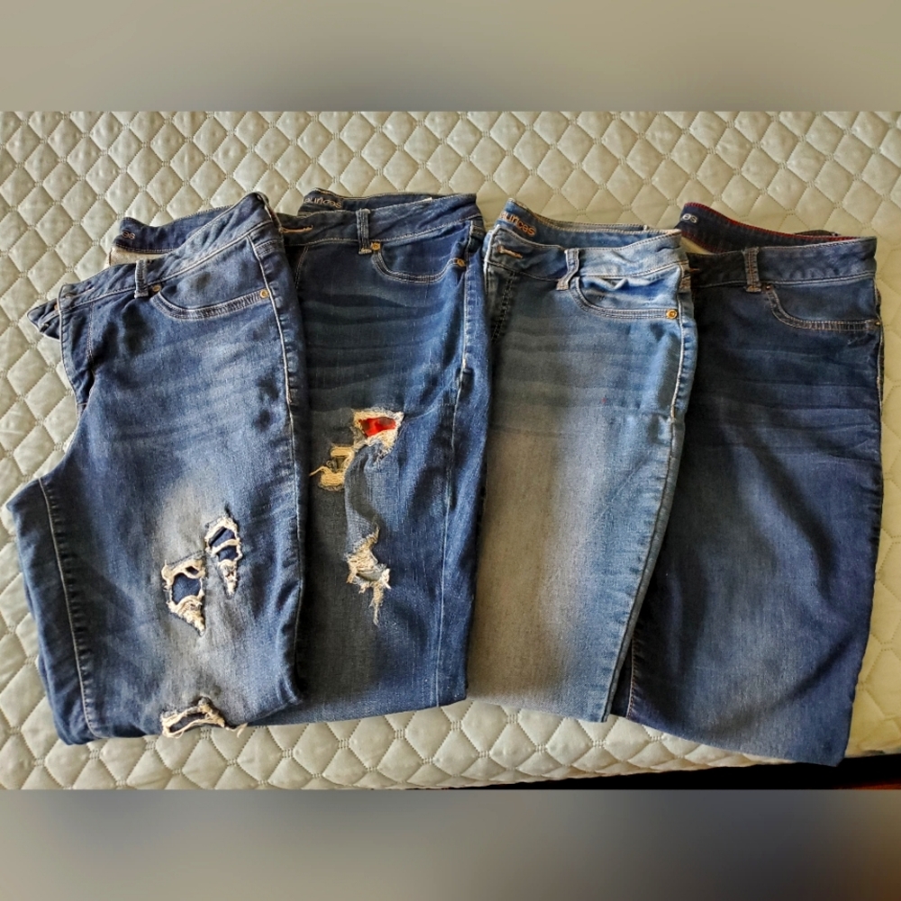 Lot of 4 Maurice Jeggins